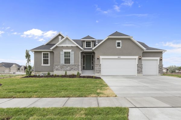 Residential Driveway Service in Auburn
