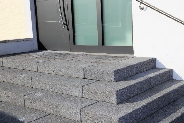 Custom Steps Installation in Auburn